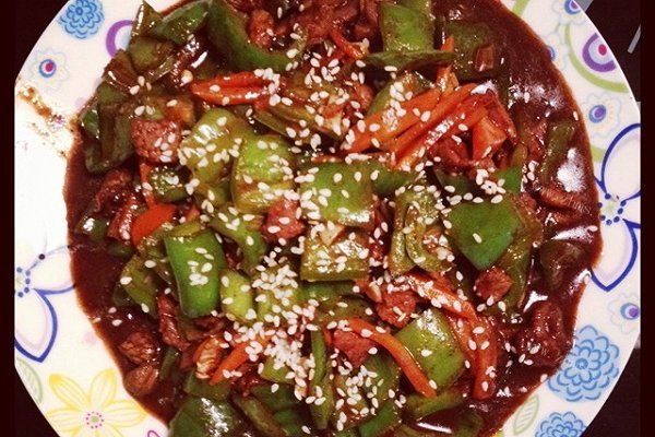 黑胡椒牛肉丁