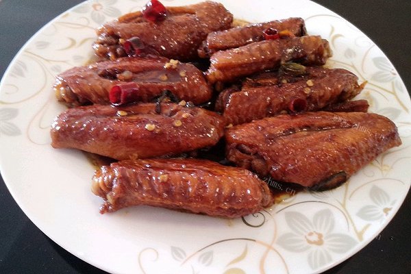 自制红烧鸡中翅