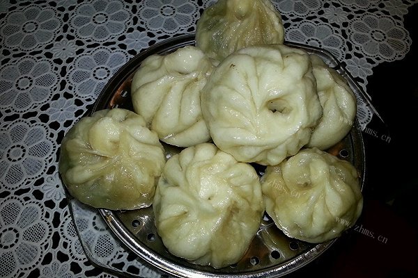 家常韭菜生煎包子