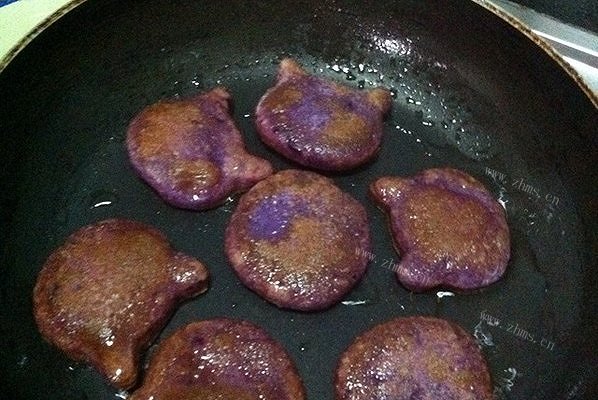 卡通紫薯饼