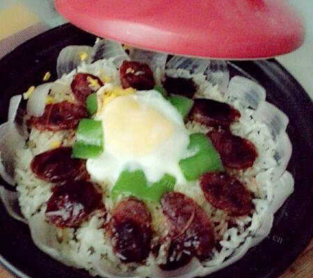 腊肠煲仔饭