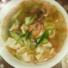 白玉豆腐鲜虾汤