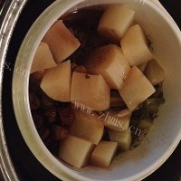 瑶柱牛腩萝卜煲