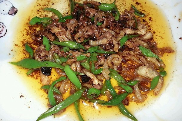 家常正宗四川青椒肉丝（简单极了）