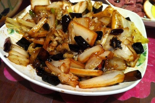 家常香味辣子白