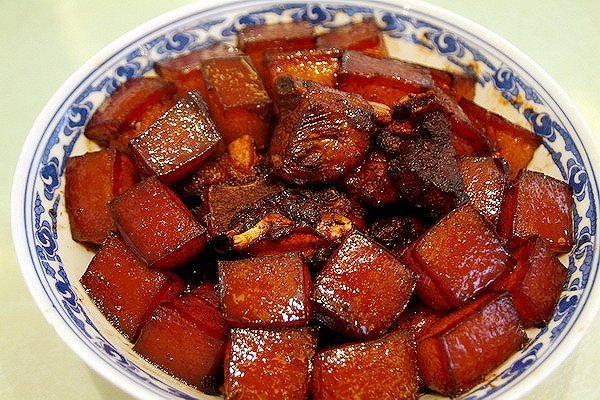 自制砂锅红烧肉