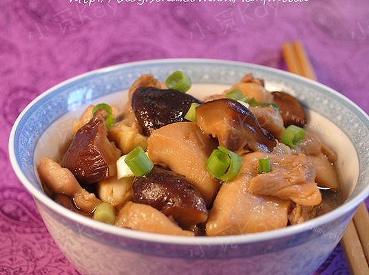 香菇蒸鸡腿