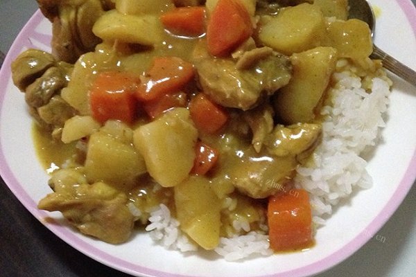 咖喱鸡肉饭
