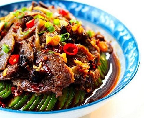 美味香辣拌牛肉