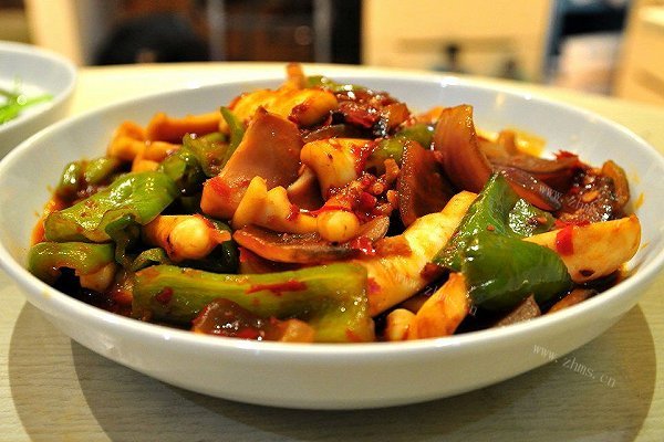 香辣鱿鱼-炒鸡简单又美味