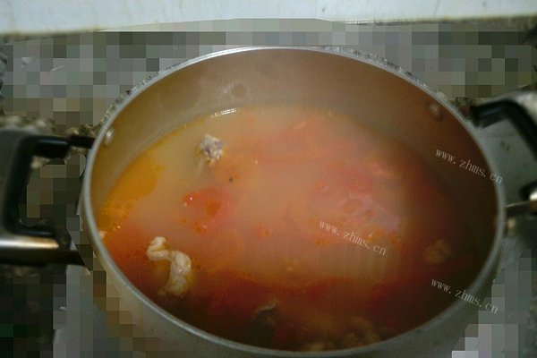 番茄排骨汤(简单又美味~）