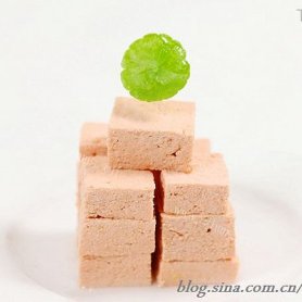 粉色豆腐