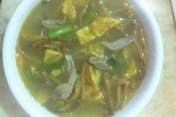 家常猪肚鸡蛋姜