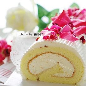 家常版养颜玫瑰蛋糕卷