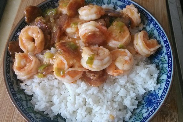 鲜虾腊肠饭