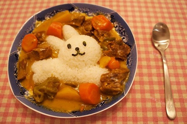 咖喱牛腩