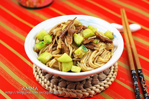 耗油鸡丝炒米粉