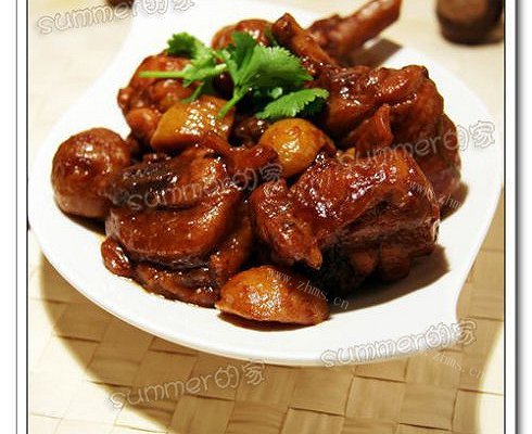 红烧栗子鸡