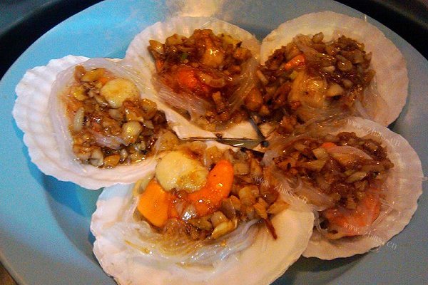 蒜蓉粉丝蒸扇贝