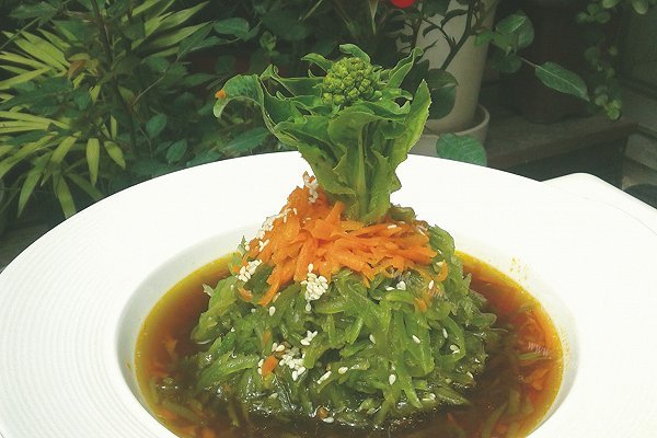凉拌莴苣丝