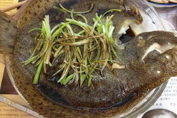 美味清蒸多宝鱼