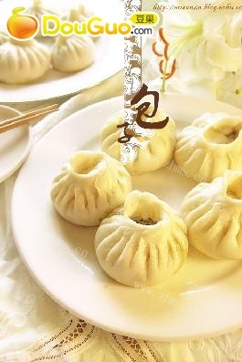 美味的干萝卜丝小笼包