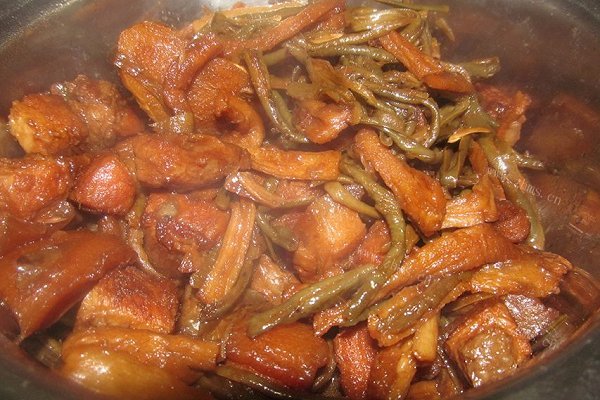 干萝卜焖红烧肉