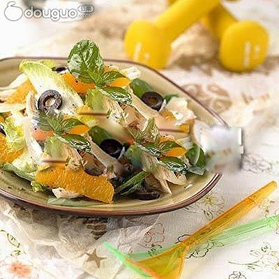 鸡肉香橙蔬菜色拉