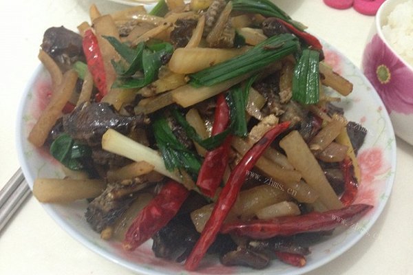 自制炒老鼠干