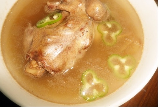 养生清蒸乳鸽