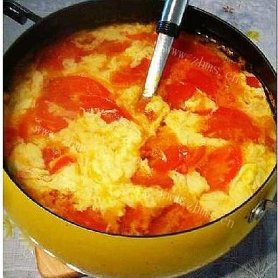 家常版番茄蛋汤
