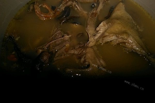 美味的鸽子汤