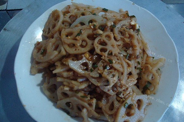 美味凉拌藕片