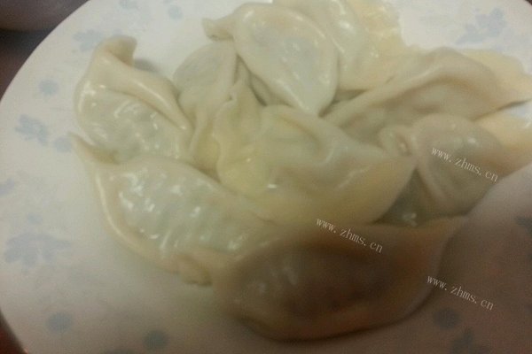 芹菜猪肉水饺