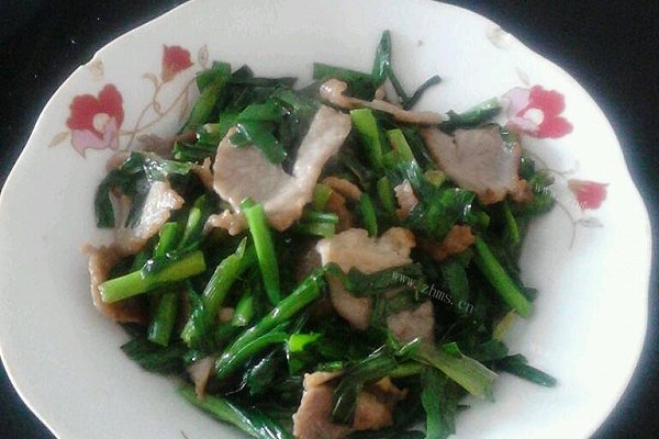 自制韭菜炒肉片