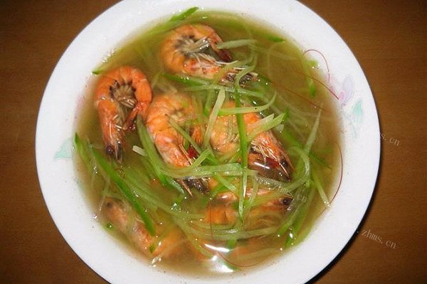 自制萝卜丝虾汤
