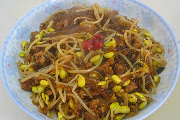 下饭的黄豆芽炒粉丝