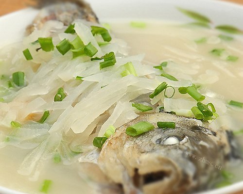 萝卜丝鲫鱼汤