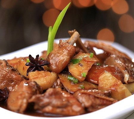 简易版-土豆烧鸡块