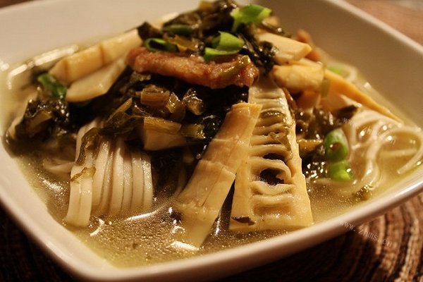 冬笋雪菜肉丝面