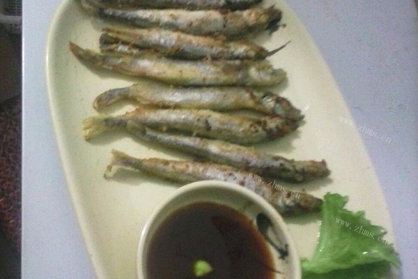 自制香煎多春鱼