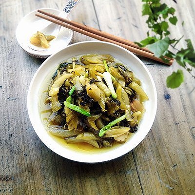 家常菜:糖煮酸菜