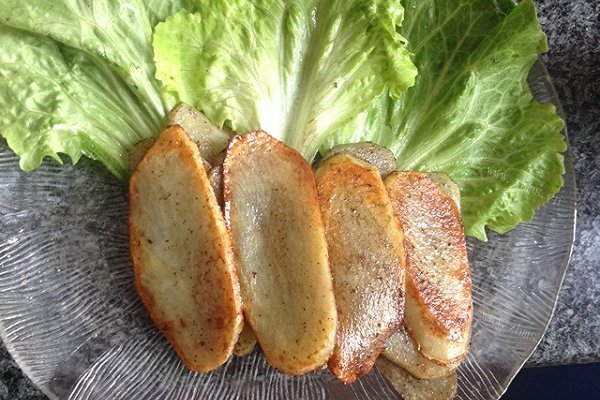 自制小零食（香煎土豆片）