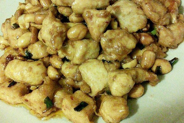 宫爆鸡丁