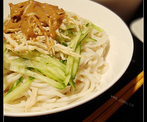 鸡丝凉面