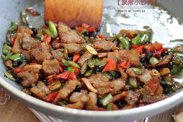 家常小炒肉