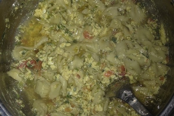家庭版油菜鸡蛋蝴蝶面