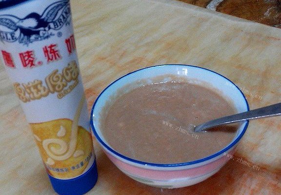 榨鲜苹果汁