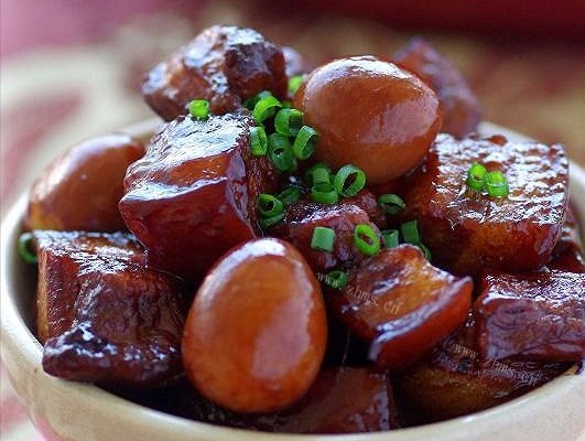 忍不住大口大口吃的富贵红烧肉