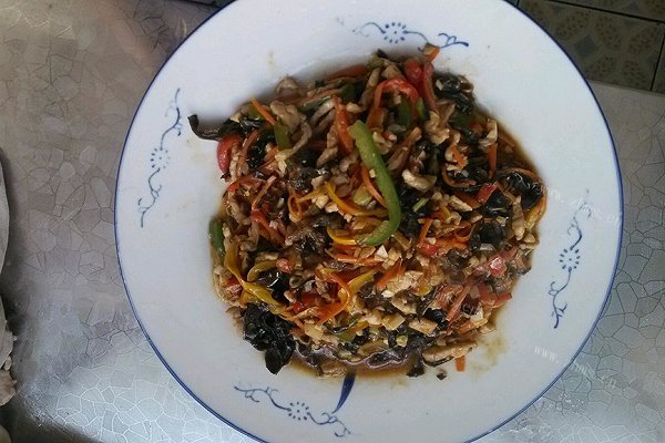 家常小炒鱼香肉丝